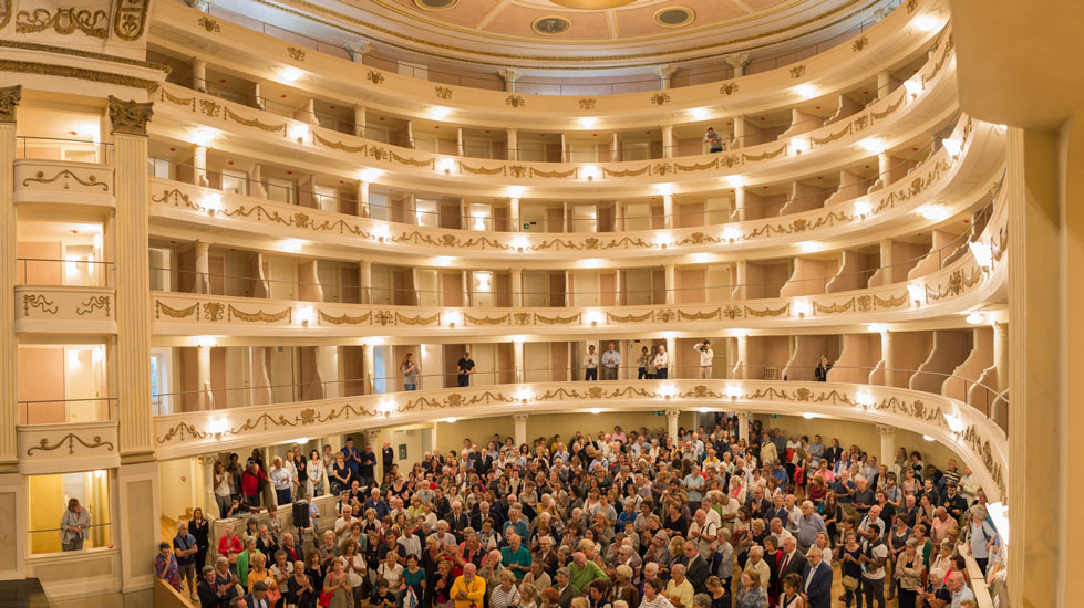 Internal room of the Camogli theater